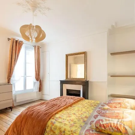 2 Pieces A Saint Germain Paris