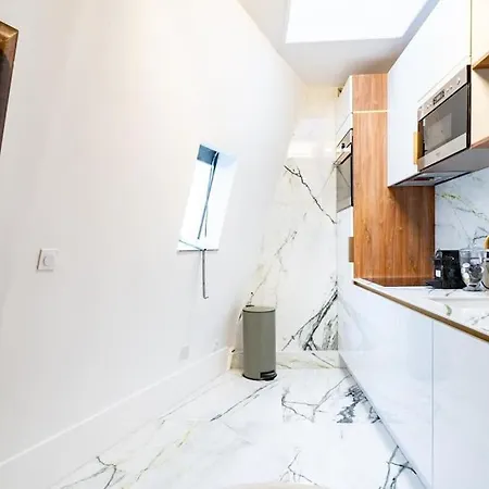 2 Pièces à Saint Germain *